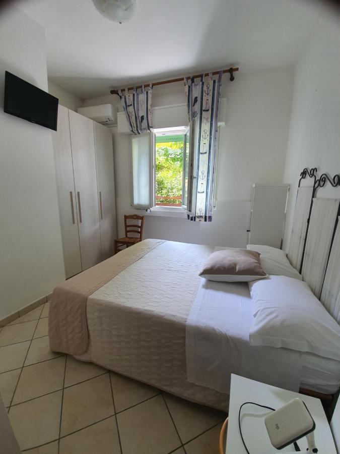 B&B Airone Cervia - Camere E Appartamenti Exteriör bild