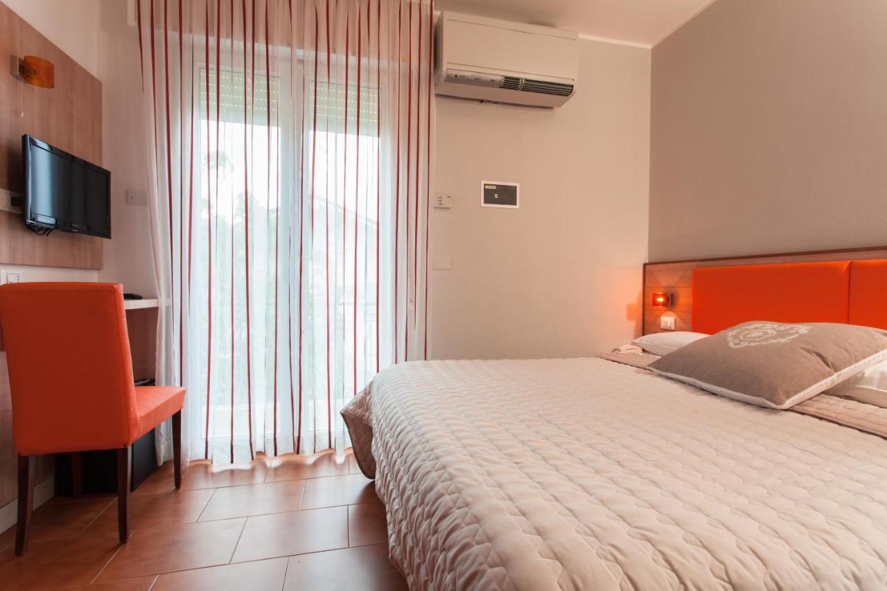 B&B Airone Cervia - Camere E Appartamenti Exteriör bild