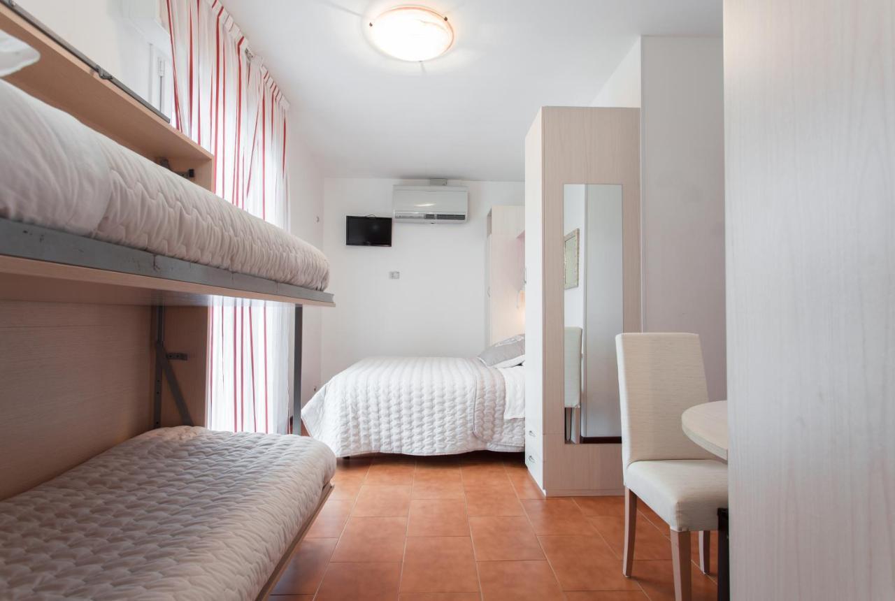 B&B Airone Cervia - Camere E Appartamenti Exteriör bild