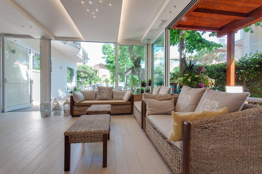 B&B Airone Cervia - Camere E Appartamenti Exteriör bild